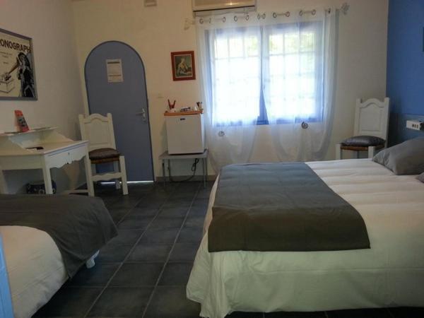 Motel La Croque Sel Carcassonne Ngoại thất bức ảnh